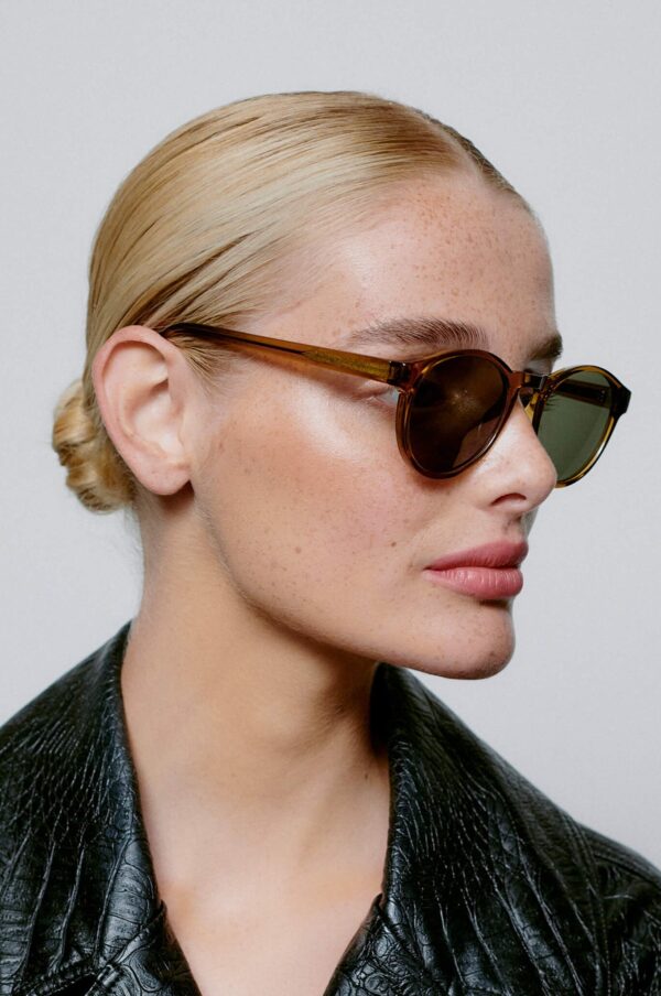 Aceberry Marvin Sunglasses – Smoke Transparent - Image 4
